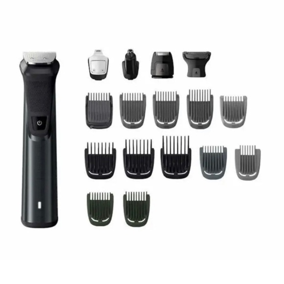 Philips Norelco Multigroom newest model 9000 black stainless steel MG9730/40